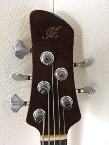 jb5フレットレス